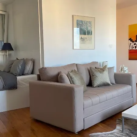 Luka 1718 Apartmán *